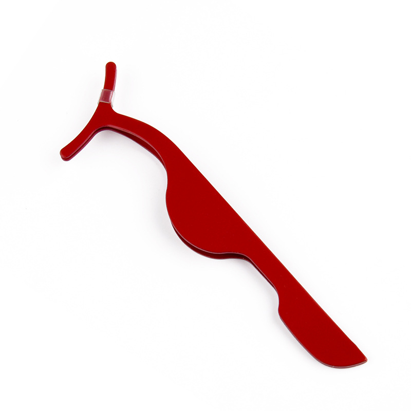 큰 빨간 속눈썹 경기자