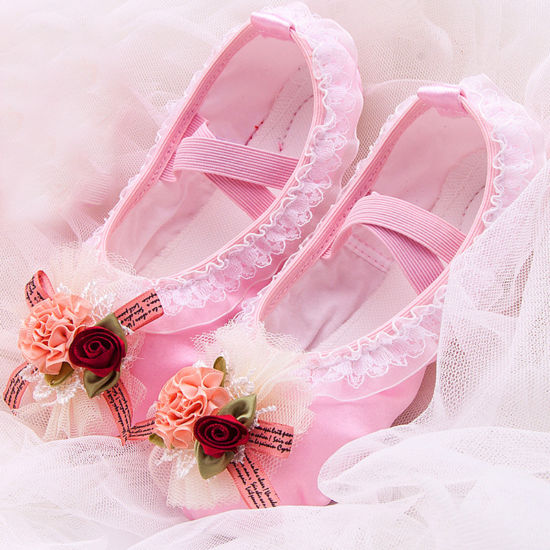 New Kidsren's Dance Shoes Korean Style Satin Lace Girls Ballet Soft Sole Practice Body Cat Claw 8005