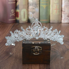 皇冠;项链;发夹