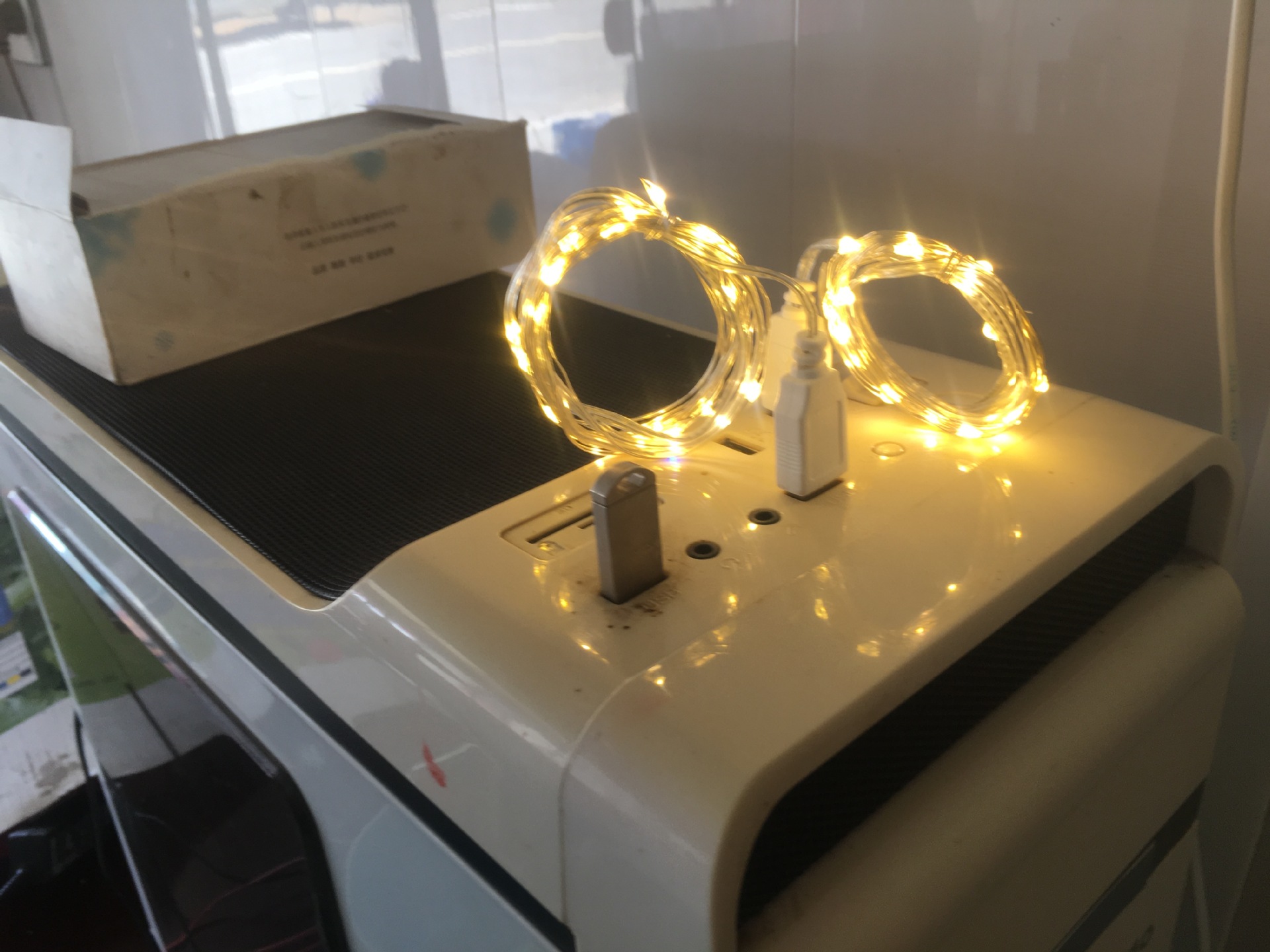 Cadena de luces constantes con cable de cobre USB, 10 metros, 100 luces, luces de cadena impermeables, luces navideñas, luces de cadena con cable de cobre, decoración de bodas