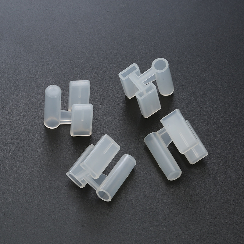 Manufacturers supply US gauge three-plug protective sleeve transparent, milky white Round 2 flat sheath PE material dust cover rubber sleeve