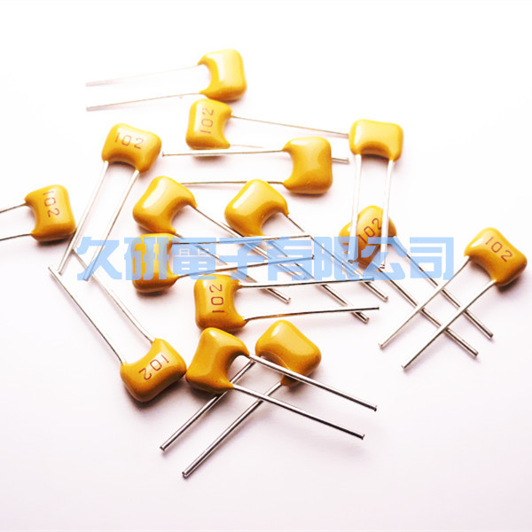 供应 高品质独石电容105K50VP5 插件独石电容 1K/包