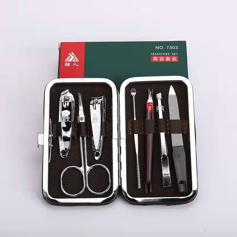 Wholesale Genuine Qiangren 7303 Nail Clipper Set, 7-Piece Manicure Set, Laser Engraved Nail Clipper Set Gift