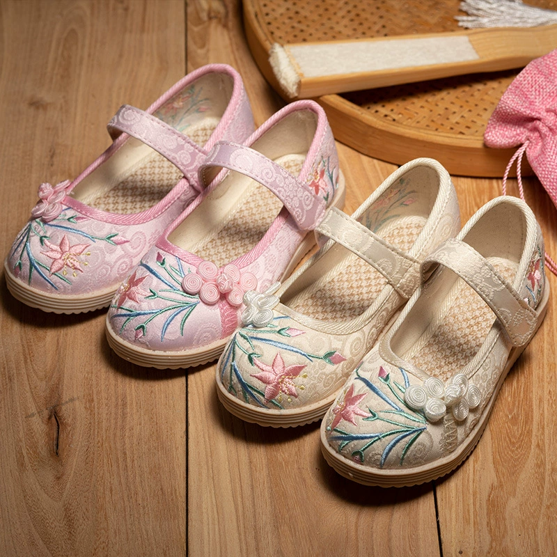 Обувь с вышивкой в стиле ретро, Детская Тканевая обувь ручной работы, обувь с этнической вышивкой в стиле ретро для девочек, обувь ханьфу