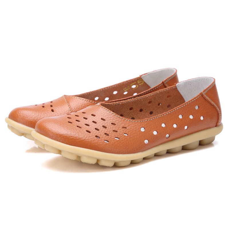 Autumn and winter 2020 cowhide hollow-out peas shoes plus size mother shoes pregnant women's shoes beef tendon soft bottom 35-44