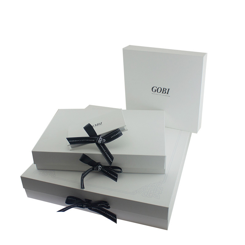 蝴蝶结丝包装盒平铺式 大衣服饰礼品盒可折叠翻盖免费设计