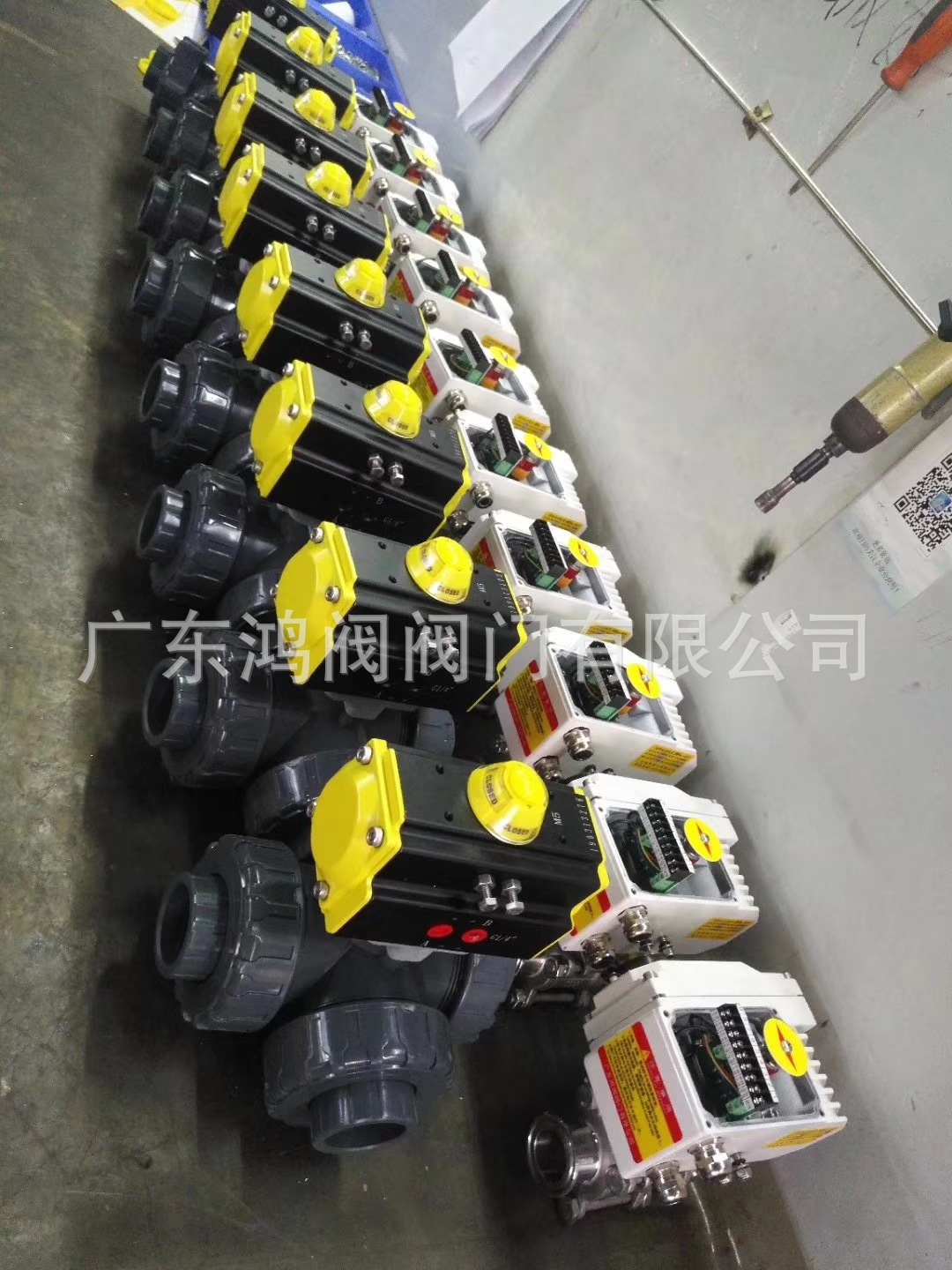 气动UPVC三通球阀、塑料三通LT型活接球阀