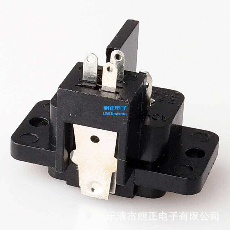 LANZMFG朗正LZ-8-23-3P八字插座带耳朵螺丝孔AC电源插座两芯两插
