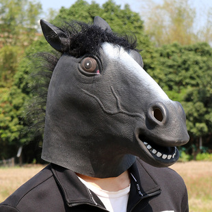 ɳ���R�^����f�}�����z�����^��cosplay���y�Ɍ�����b�����