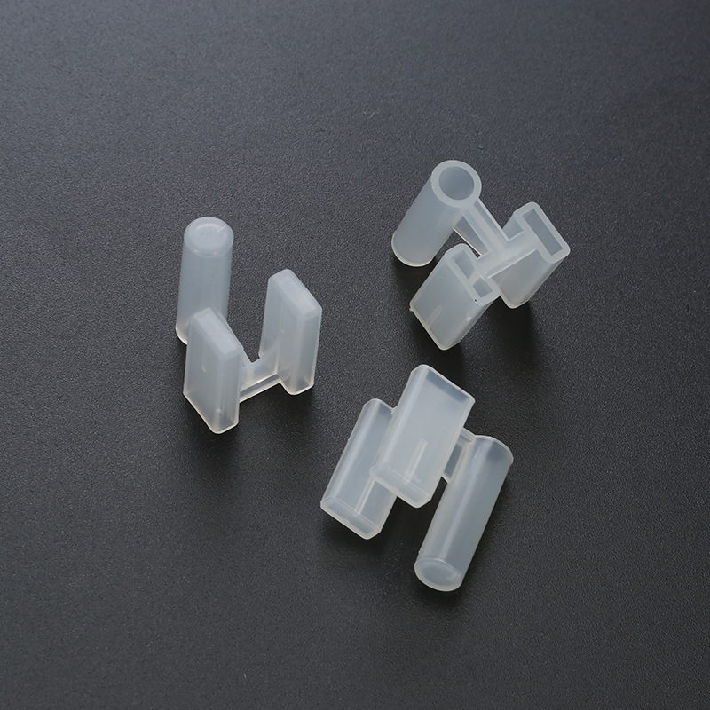 Manufacturers supply US gauge three-plug protective sleeve transparent, milky white Round 2 flat sheath PE material dust cover rubber sleeve