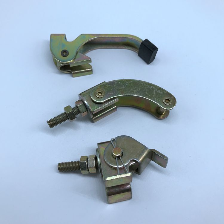 低压柜体装置配套件： 船用岸电箱水密铰链（一样大）