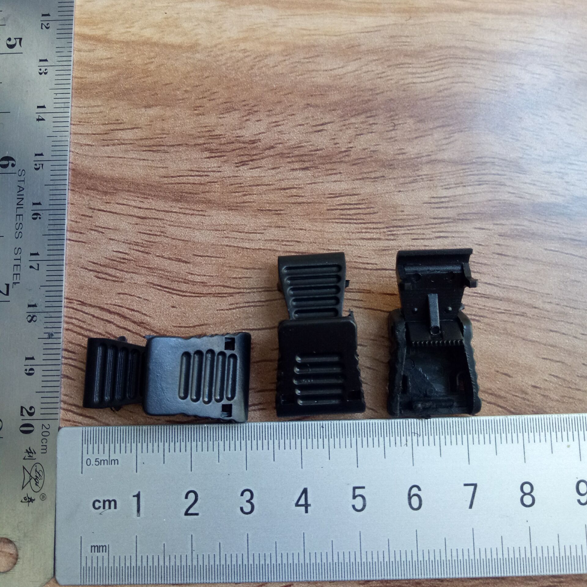 厂家店铺供应黑色鞋带头绳头扣鞋带扣 量多包邮