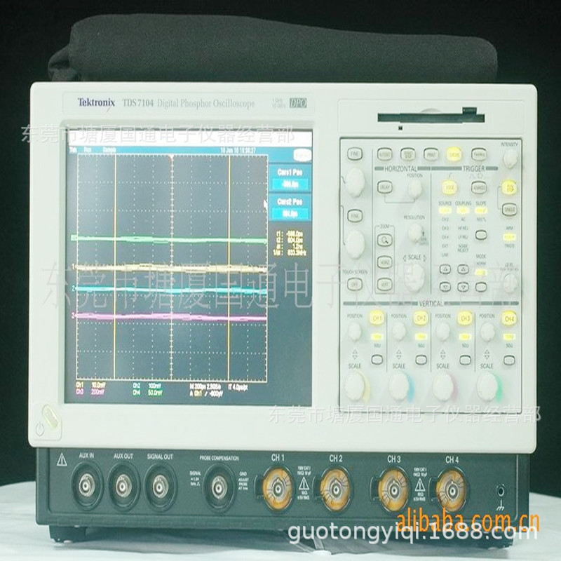 美国泰克示波器TDS7104特价处理