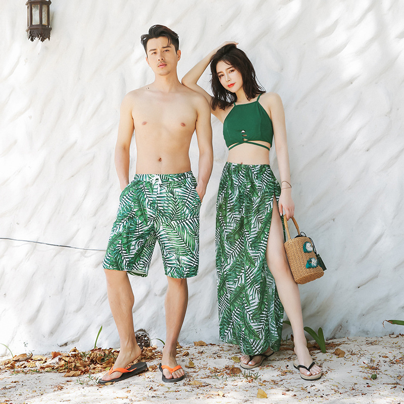 2020 Women's Three-Piece Swimsuit Set, Tummy-Concealing Slimming Skirt, Conservative Flat-Angle Vacation Swimwear, Men's Beach Shorts, Hot Springs