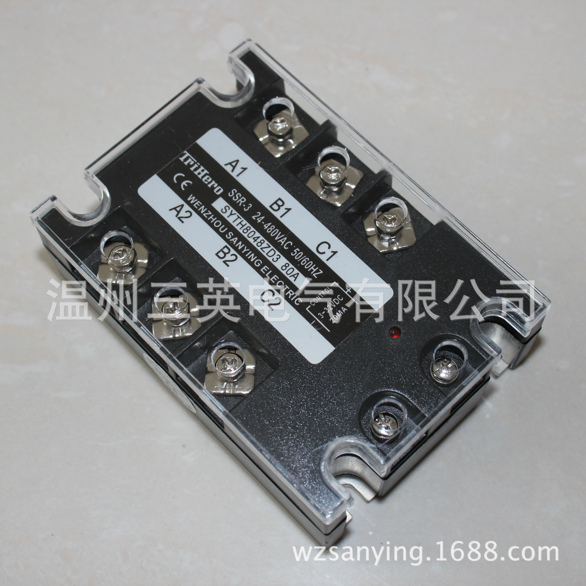 新品 客户 三相固态继电器 80A 内置温控开关