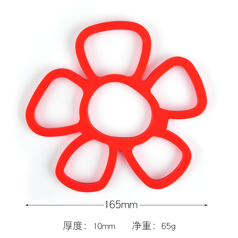 빨간 다섯 꽃잎