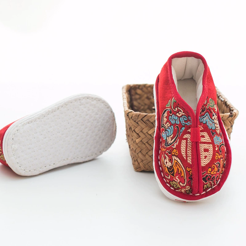Children's shoes for new born, grabber, handmade