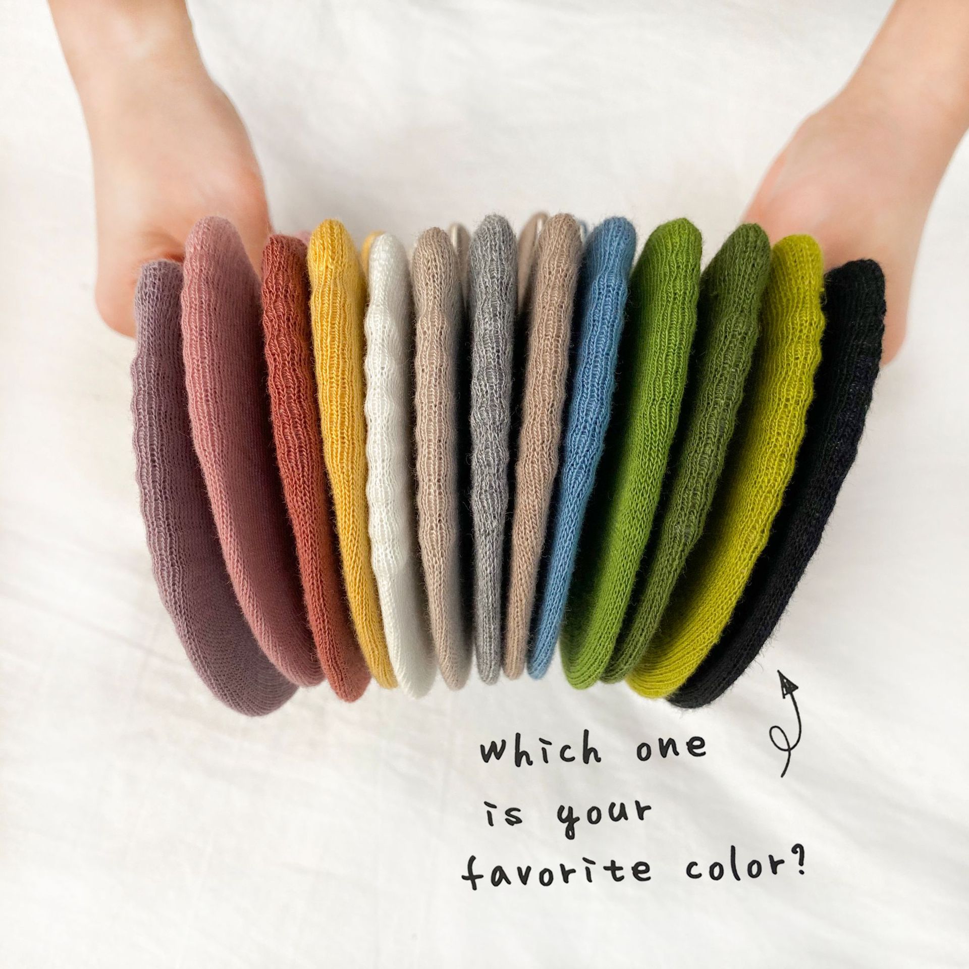 Spring and summer combed cotton color silicone anti-stripping neutral base invisible ingot boat Socks 20009