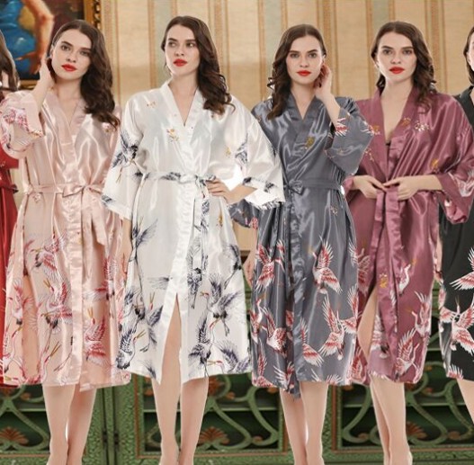Spring Summer Imitation Silk Crane Pajamas Women Summer Long Red Bridesmaid Robe Bride Morning Gown Sexy Home Nightgown Wholesale