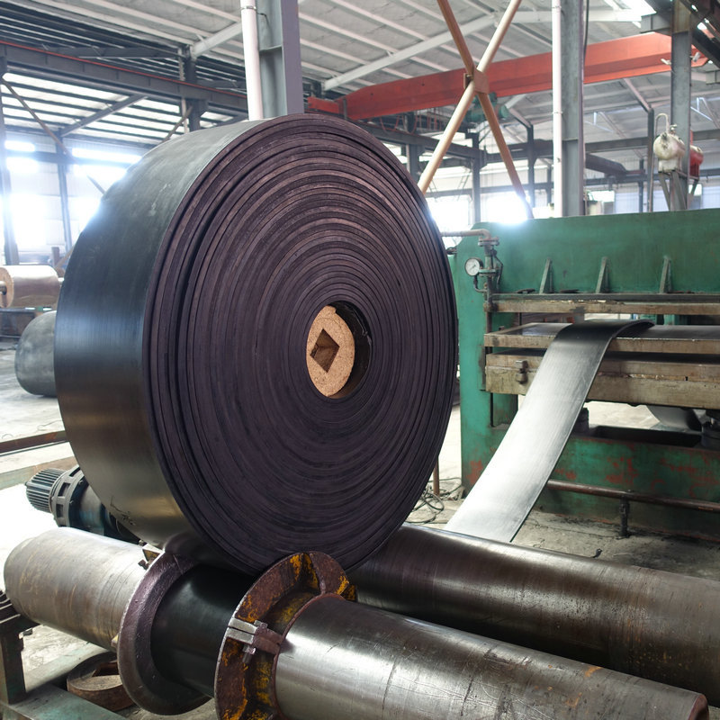 厂家专业供应尼龙聚酯输送带 EP200 EP300运输带 黑色橡胶传送带