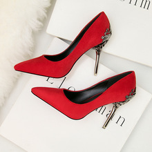 1723-1 Korean version pointed single shoes women's shoes wedding shoes red bridal shoes metal hollow suede fine heels high heels