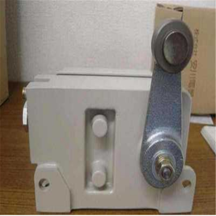 PSKO-110B限位开关PIKU-110安川PSMO-25EITH行程开关PIKU-110R25C