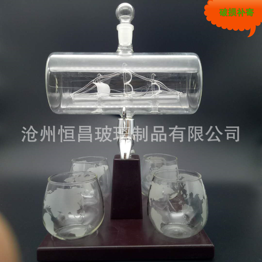 厂家直销  玻璃工艺酒瓶 帆船 木架红酒瓶 酒桶造型 量大从优
