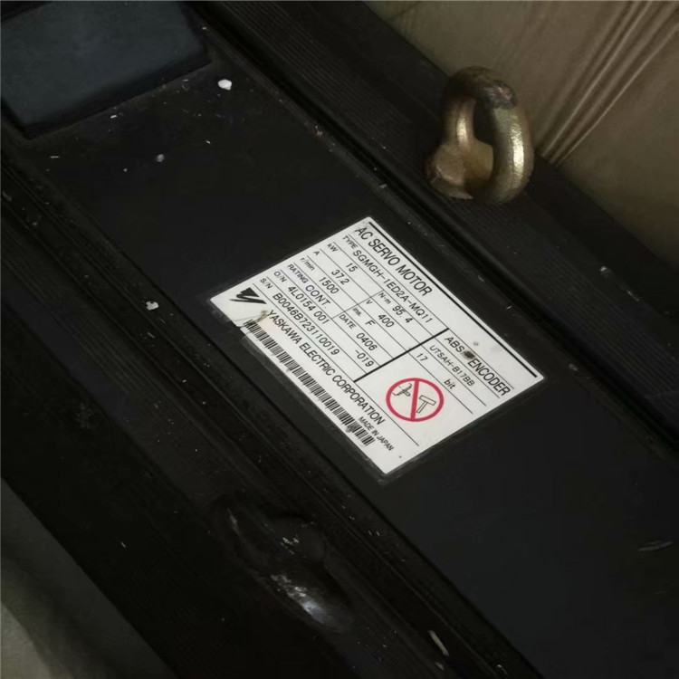 SGMGV-09D3A2S电机SGMGV-13ADC6C SGDV-2R8A01B SGMGH-20ACB2C