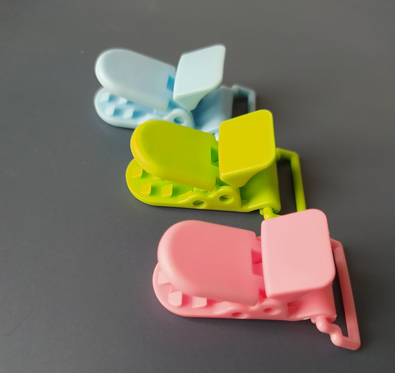 Directo de fábrica bebé chupete anti-gota cadena clip de dibujos animados clip de cocodrilo clip de pezón multi-color opcional