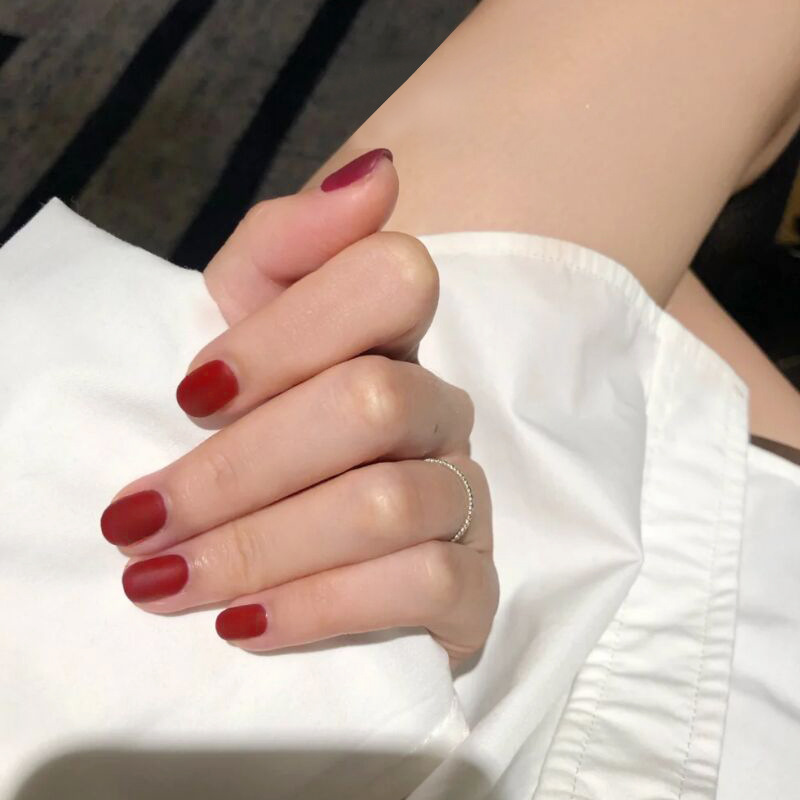 Ventas transfronterizas en caliente de vino retrógrado estilo elegante parche de uñas blanqueadoras dulces y suaves para usar uñas image 1