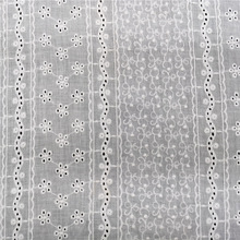 9088全棉绣花布镂空刺绣布料满幅绣花布料女士上衣连衣裙衬衫布料