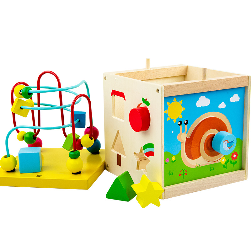 Productos de madera en stock: Juguete educativo temprano de madera con forma geométrica multifuncional de cuatro lados para ensartar cuentas y desarrollar la cognición.