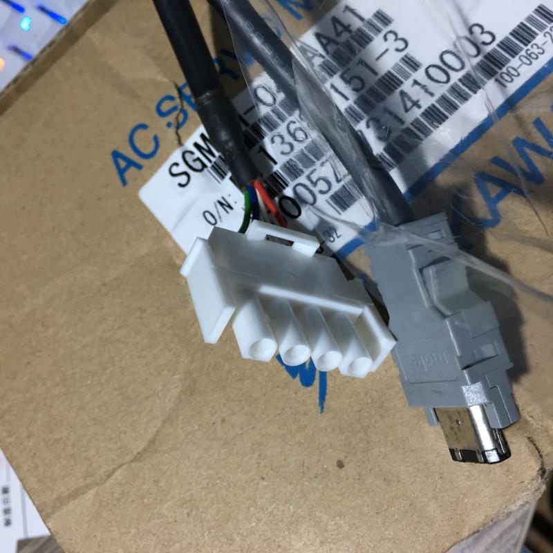 全新YASKAWA SGMAJ-01EAA6S质保1年.