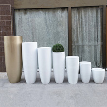 供应玻璃钢落地大花瓶经典款子弹头婚庆柱酒店家居会所开业路引33