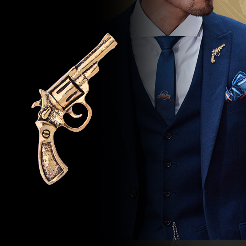 European and American Retro Pistol Brooch, Domineering Personalized Corsage, Men's Outwear, Suit Accessories, Magic Gun Hand Pin, Factory Direct Sale