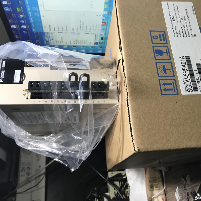 全新伺服电机YASKAWA SGMJV-02A3A-SU11/SGMJV-02A3A21  质保一年