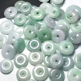 翡翠项饰;翡翠手饰;天然珍珠项饰