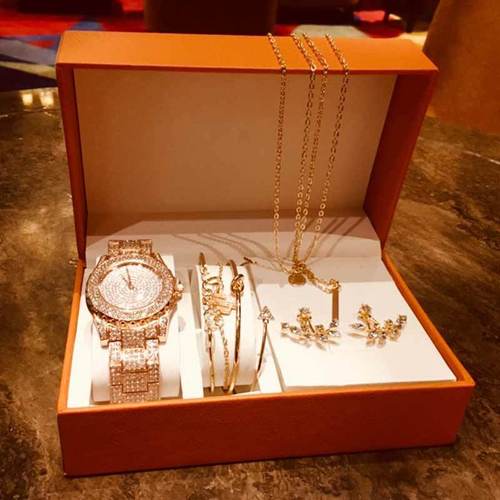 8pcs/set fashionable and creative diamond-encrusted round watch + leaf bracelet set + earrings + necklace watch