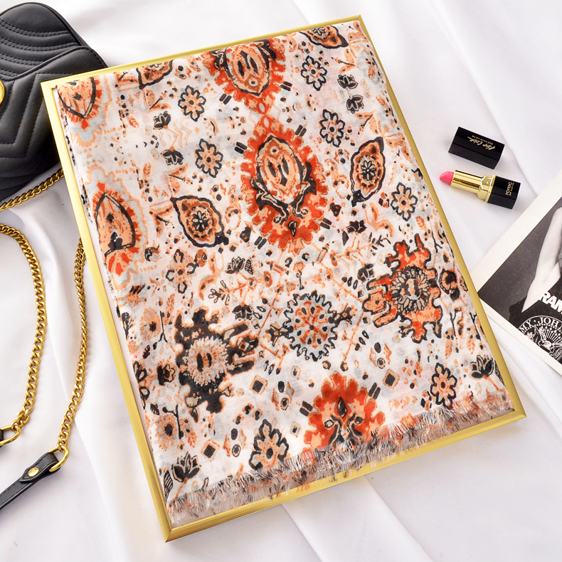 Nueva primavera y verano viajes largo protector solar chal bufanda de seda exótica retro estilo étnico naranja Rosa Totem algodón y lino bufanda para mujeres