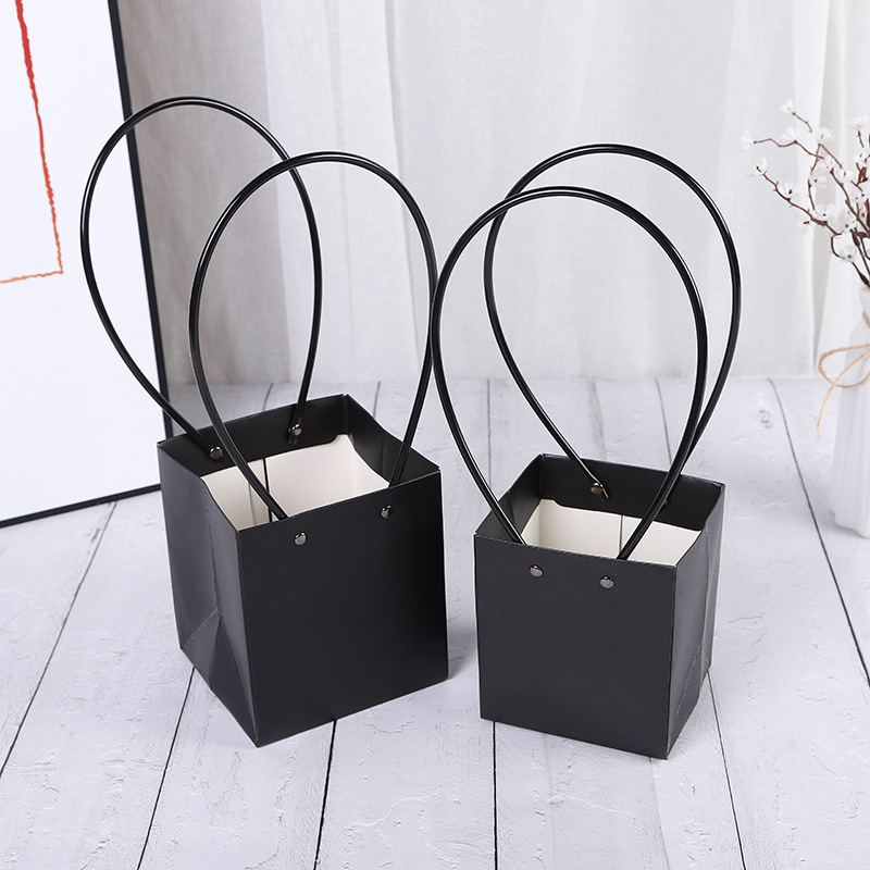 Bolsas de papel, bolsa de embalaje de flores, papel kraft espesado, bolsa de embalaje de arreglo floral, bolsa de regalo de papel de búfalo resistente al agua cuadrada