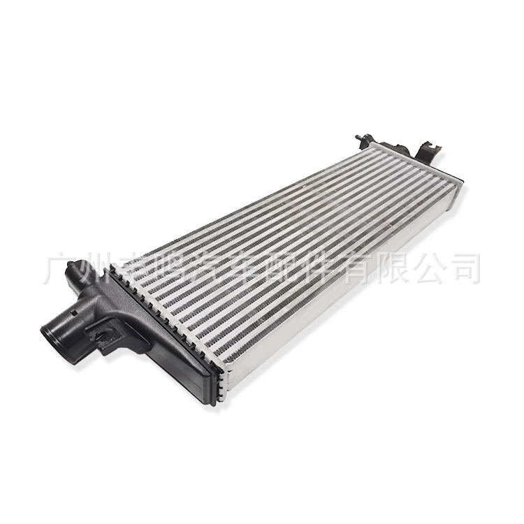 17940-0L110 adecuado para el intercooler GDFTV 2GDFTV intercooler