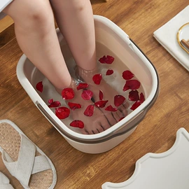 垃圾桶;收纳柜;收纳架