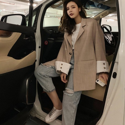 Nine-quarter beggar-style pants with knee-hole denim design, women's Korean-style student-inspired harem dad pants—loose-fitting, high-waisted, and trendy.