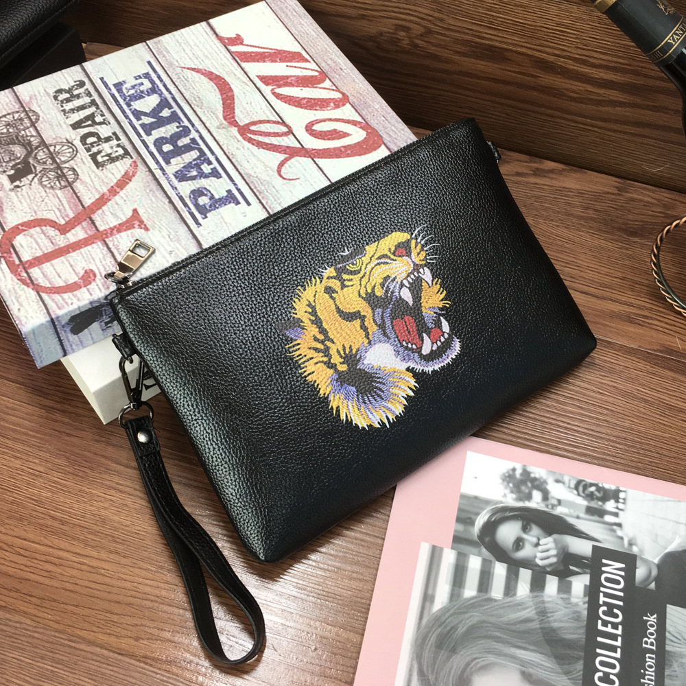Kuaishou celebridad Wu Di Tianou mismo estilo de negocios en relieve bolso de los hombres espíritu Guy billetera bolsa social bolso de los hombres de moda