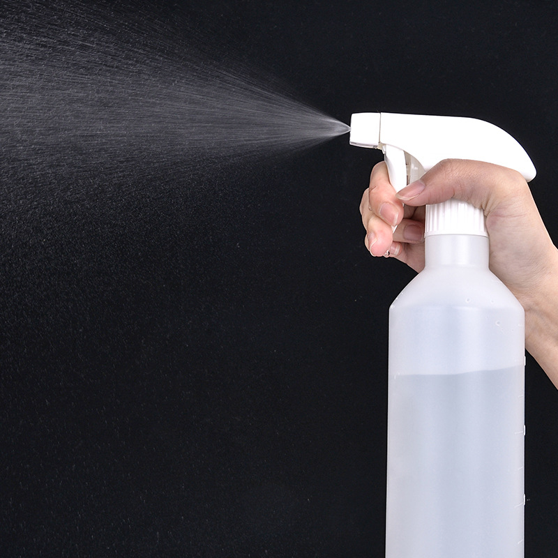 工厂现货 喷雾瓶 喷壶 500ml浇水洒水喷瓶 消毒液分装瓶 配全塑