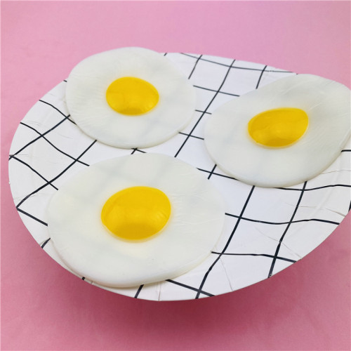 Cross-border hot selling novelty trick omelette simulation poached egg pinch fun funny toys creative eggs wholesale
