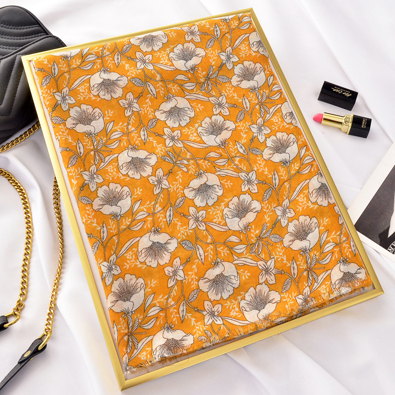 Primavera y verano viajes vacaciones playa toalla protector solar algodón y lino bufanda nuevo europeo y americano Comercio exterior brillante color impreso bufanda chal