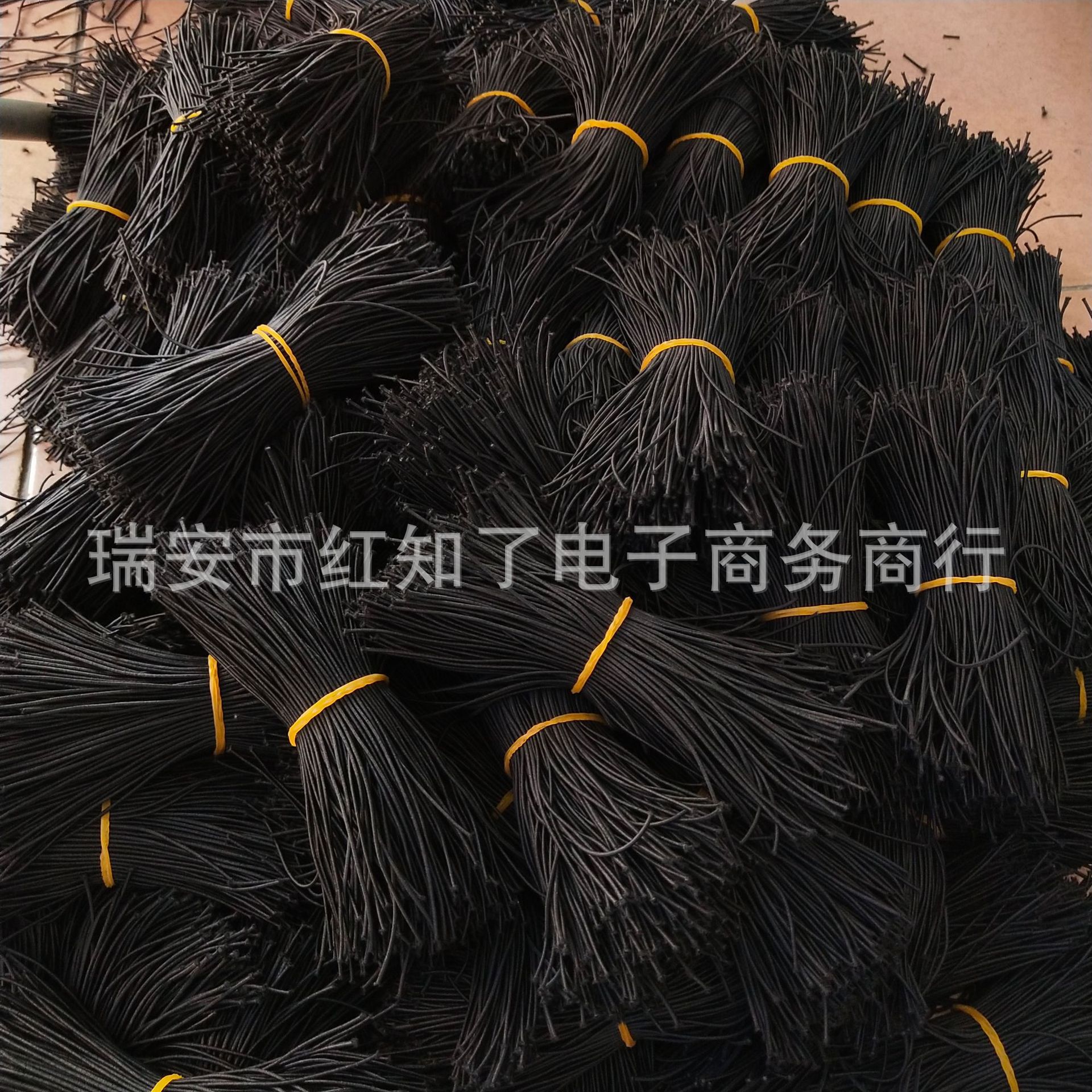 橡筋绳1mm各规格黑白色松紧带乳胶丝弹力吊牌绳线圆橡皮筋可染色