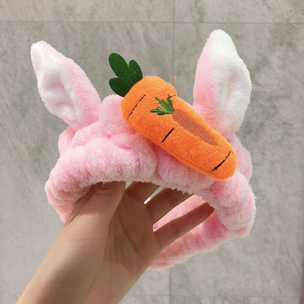 Carrot, fuchsia