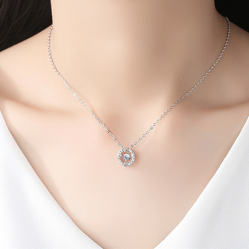 S925 plata esterlina latido inteligente Corea del Sur simple estudiante temperamento creativo latido del corazón colgante corto clavícula Collar para las mujeres